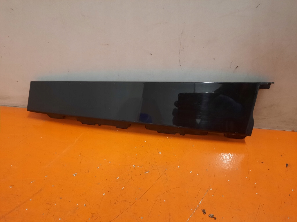 фото №1, Kia sorento iii 14-20 молдинг двері перед права 82260-c5000