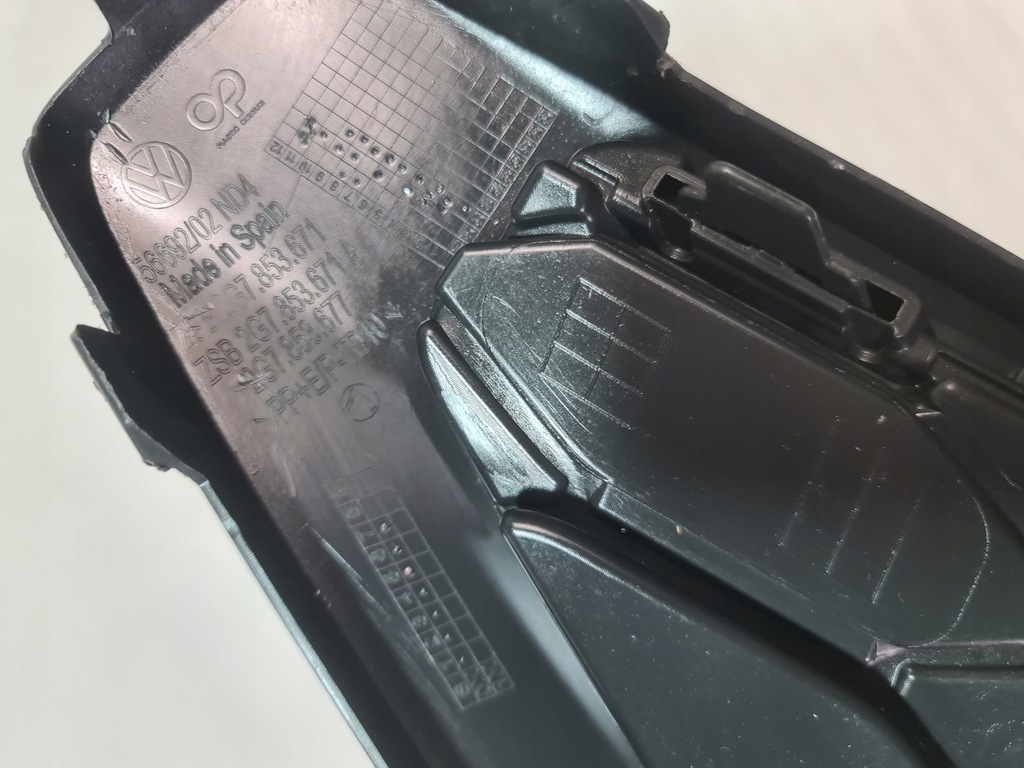 фото №12, Vw taigo 20- решітка бампера середня перед 2g7853671