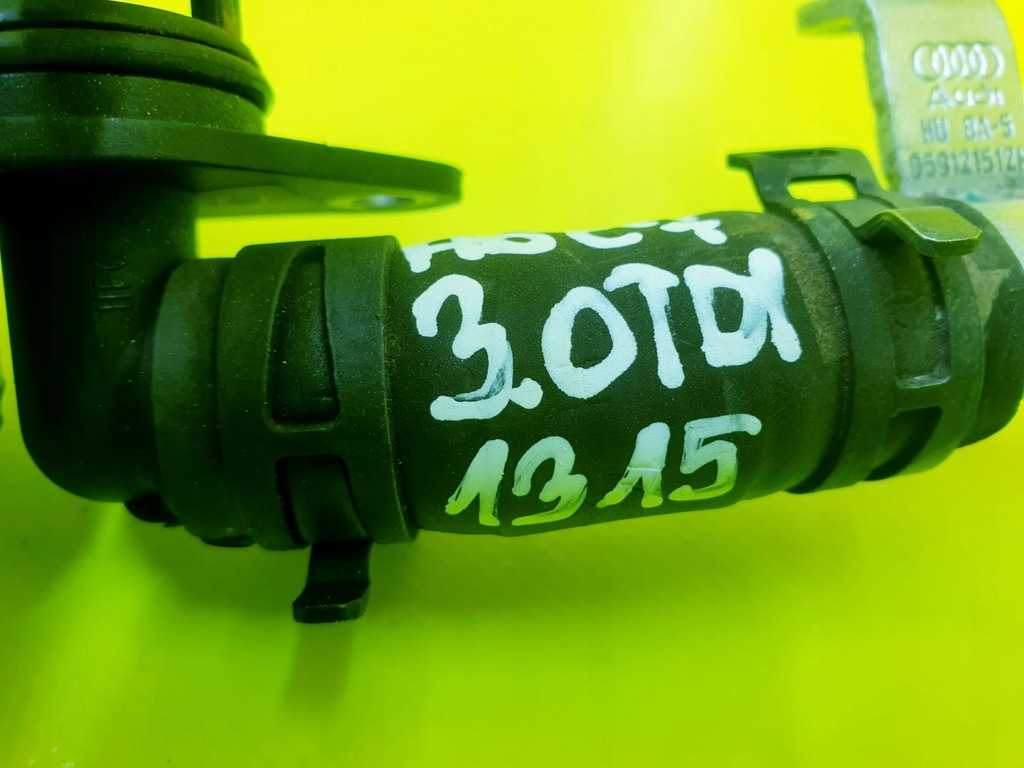 фото №7, Труба шланг wąż wody a6 c7 a7 c7 q7 a8 d4 q5 3.0 tdi 059121512h