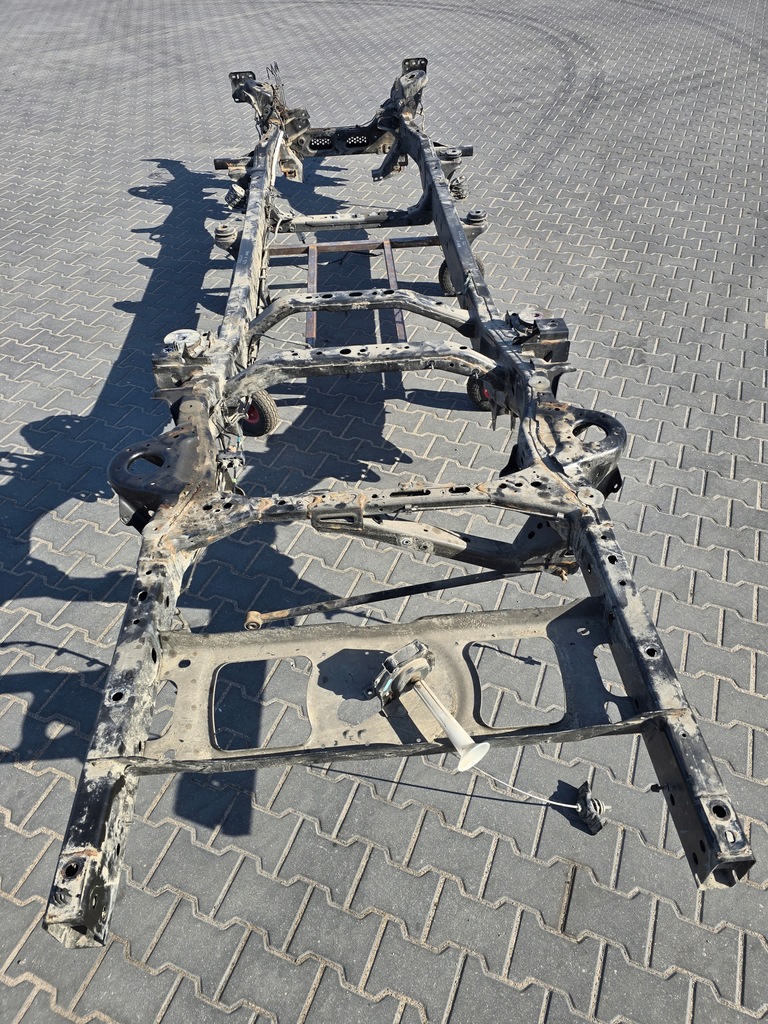 фото №9, Ram v 19- рама опорный 4x4 crew cab usa 68264733am