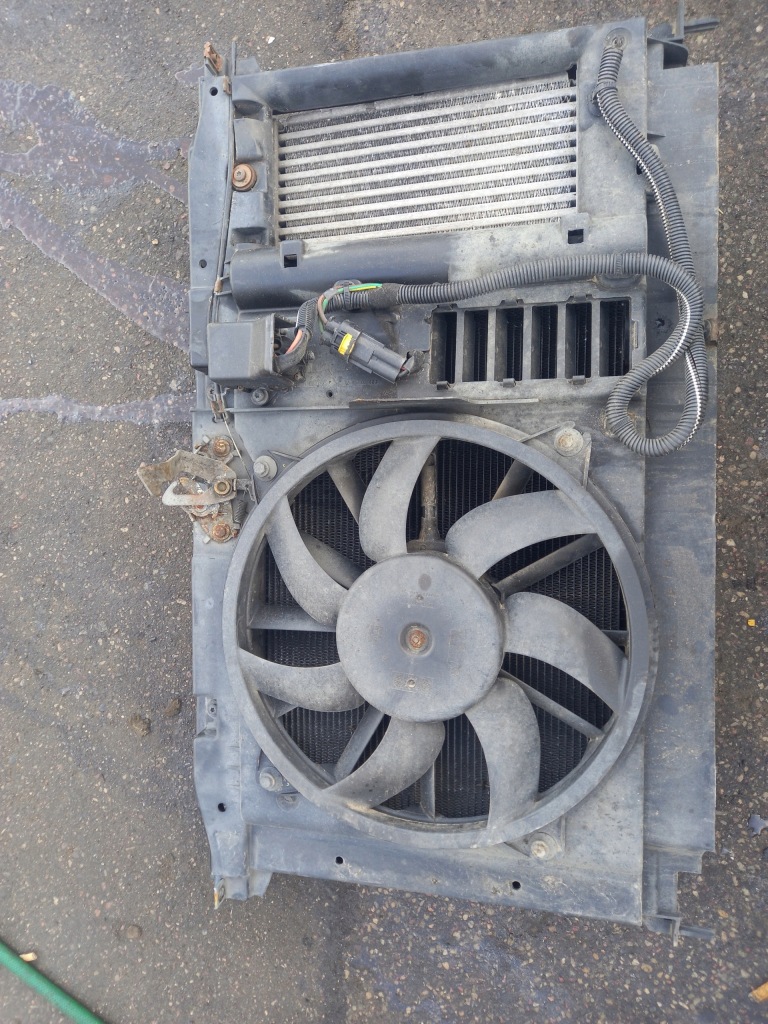 фото №1, Комплект радиатор citroen c4 2.0 hdi