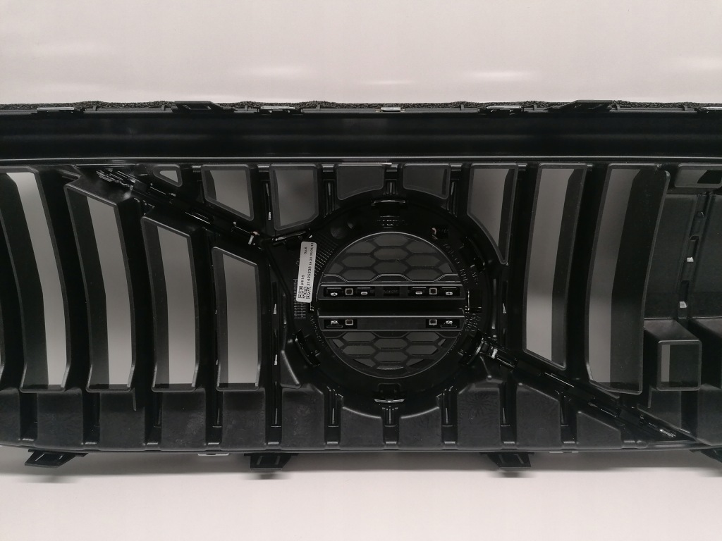 фото №8, Volvo v40 lift cross country решётка радиатора решётка радиатора радар nowa оригинал 16-19