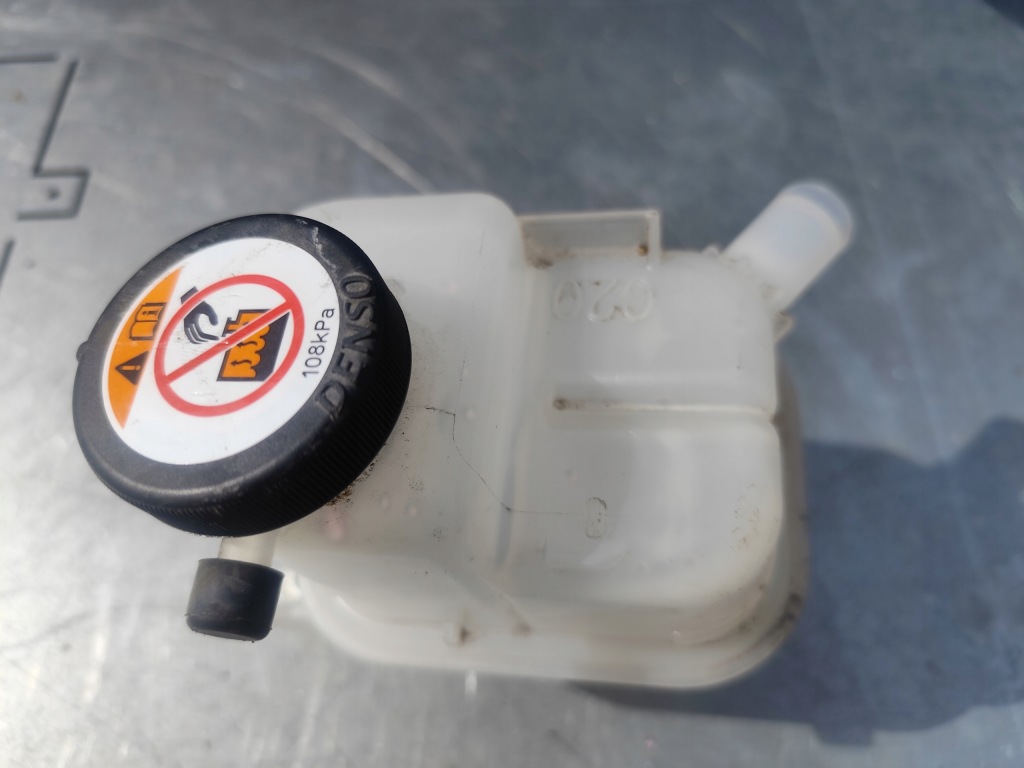 фото №1, Lexus ux бачок розширювальний