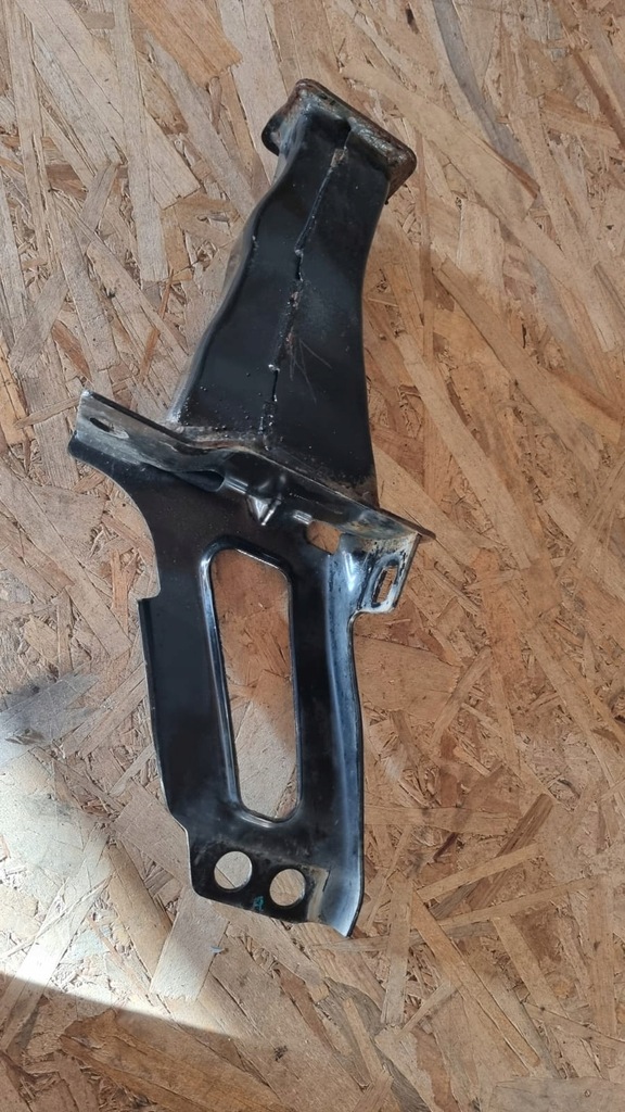 фото №1, Volvo xc60 кронштейн зона деформації ліва