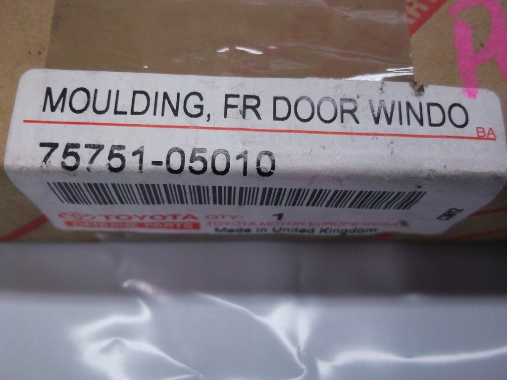 фото №5, Avensis t27 молдинг рамки дверь правых перед