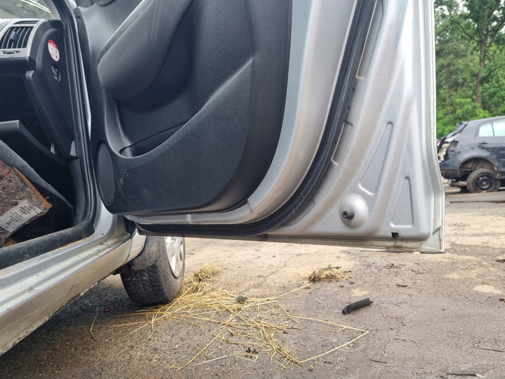 фото №12, Hyundai i20 i 12-14 lift 2014 r. 5d rys дверь правый перед правое передние