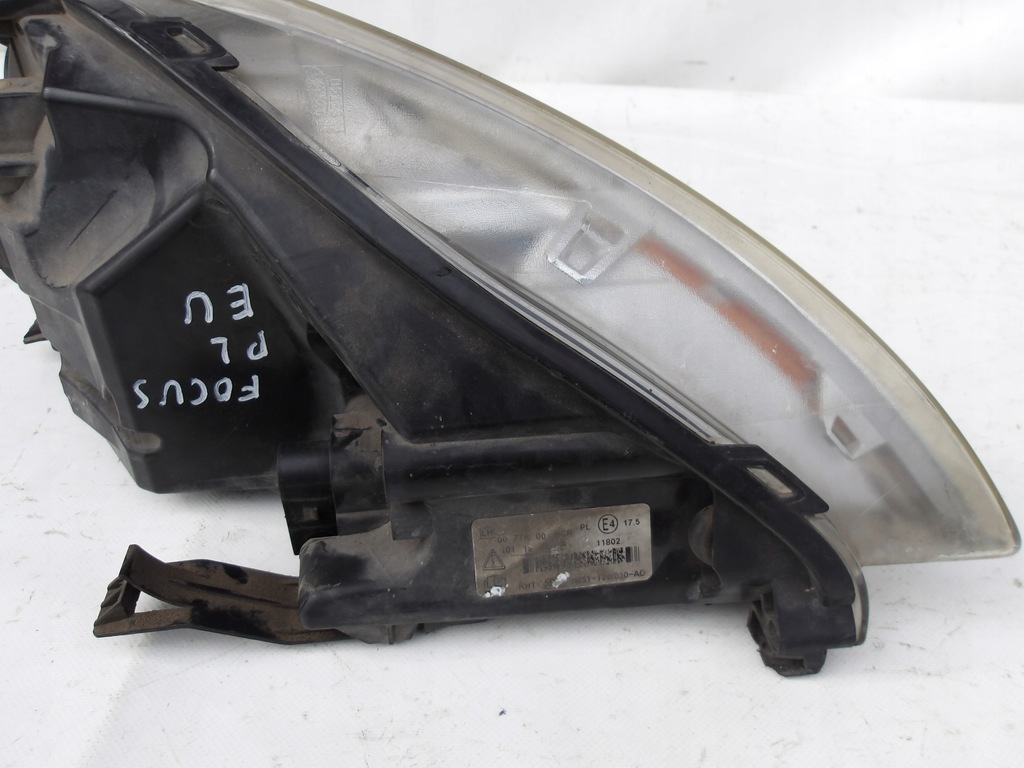 фото №13, Лампа левая правая focus mk2 lift europa