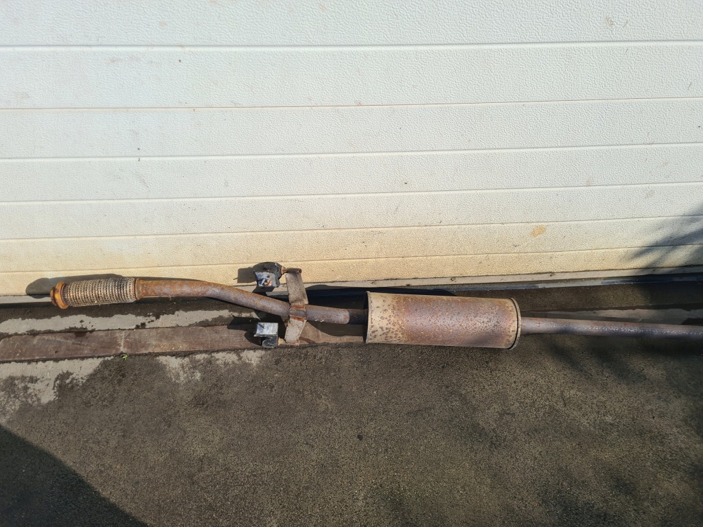 Citroen c3 iii 1.2 vti труба выхлопная гаситель psa4357 с Разборки