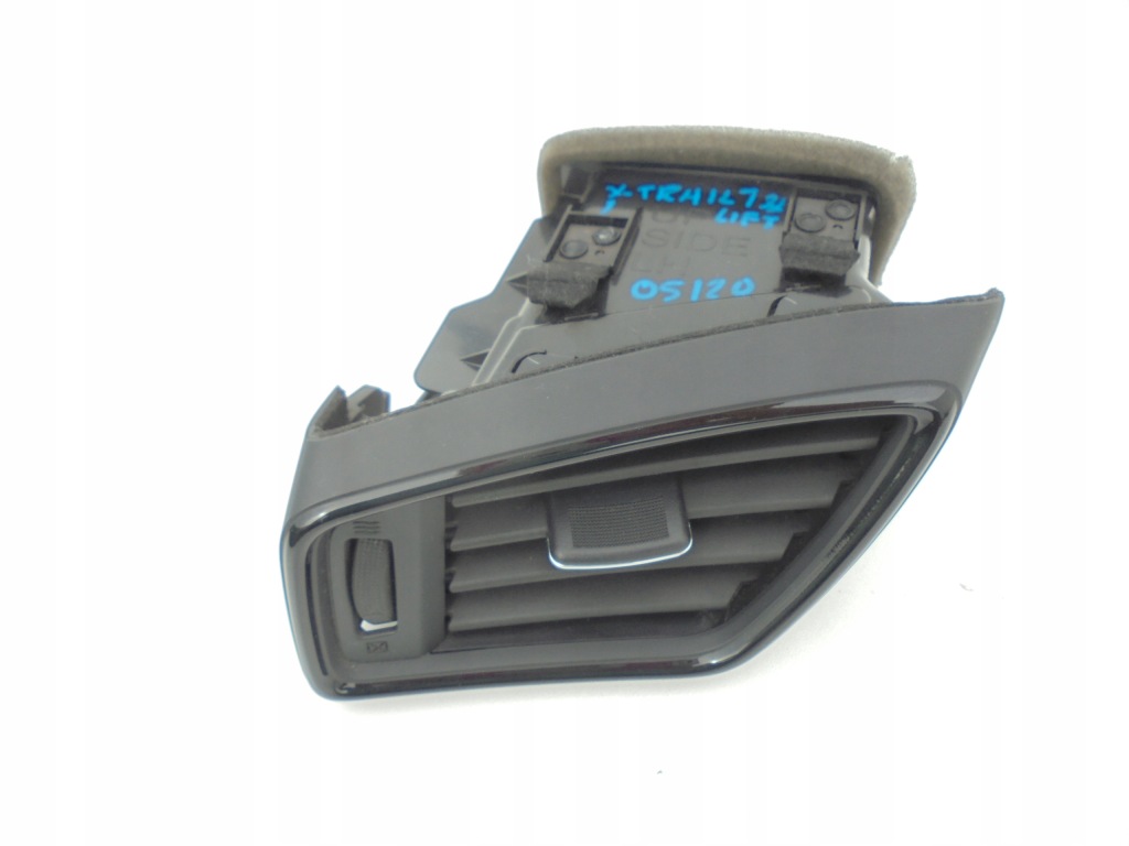 фото №1, X-trail t32 решітка обдув ліва 68761 4ba0a