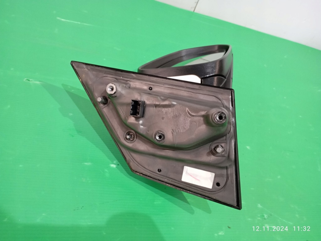 Зеркало правое электрический 3 pin opel karl 15-19 całe ładne Цена