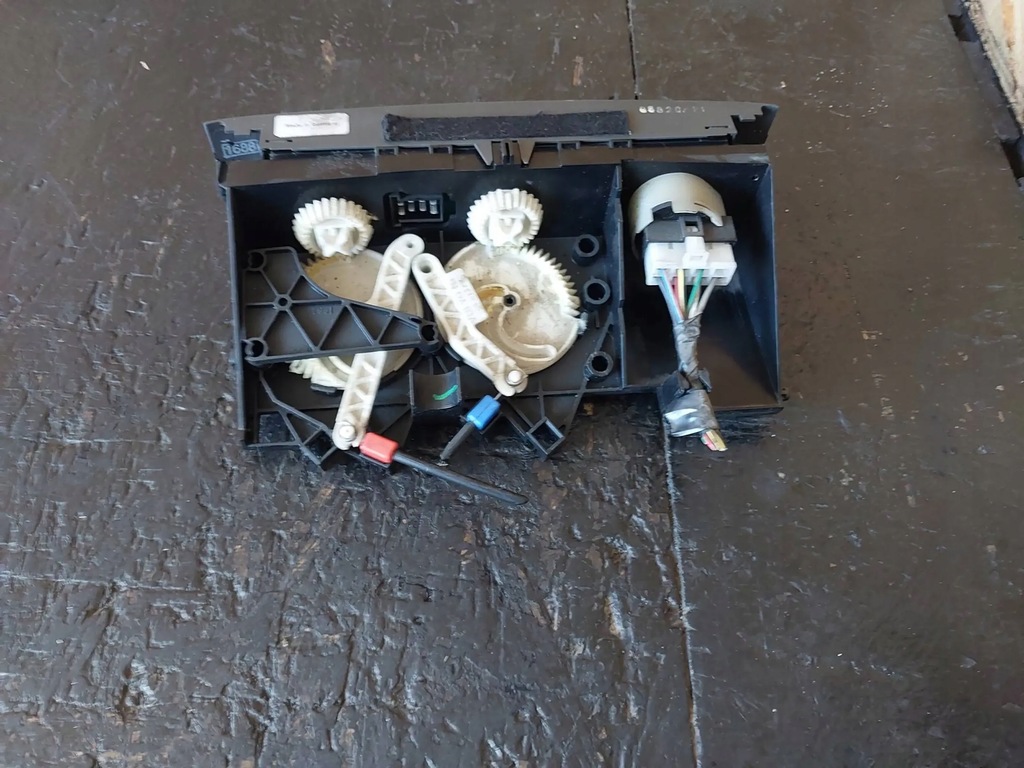 фото №13, Панель кондиционера обдув volvo s40, v40 9041704797 30613716