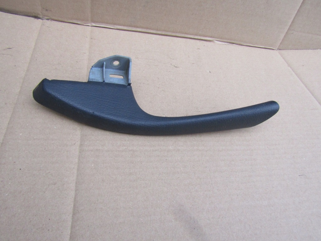 Купити 7 mercedes w210 рестайлінг  99-03 оббивка двері ручка тримач  правий задній