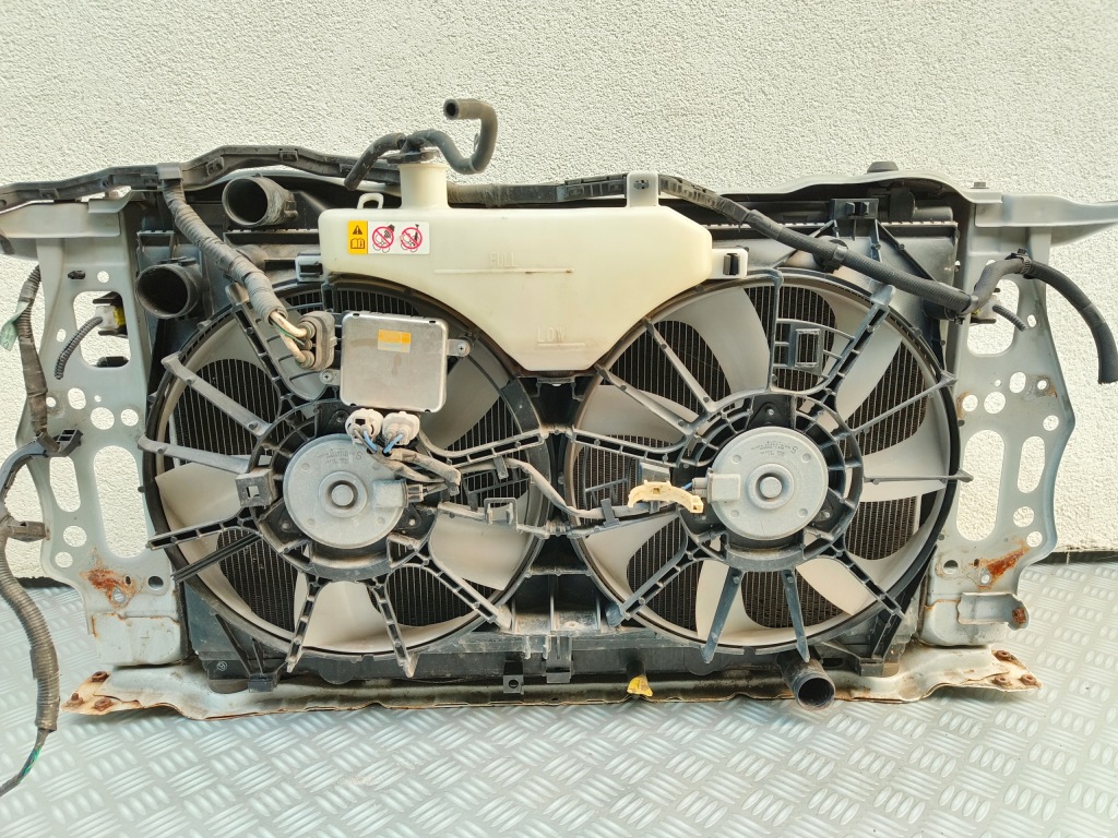 Lexus is is300 2016 ремінь перед радіатор радар підсилювач америка Оригінал