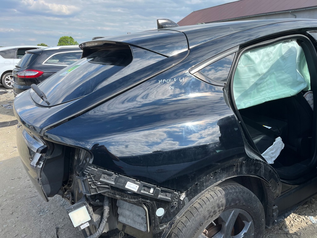 фото №1, Четверть крыло правый задняя ford mustang mach-e g1 shadow black