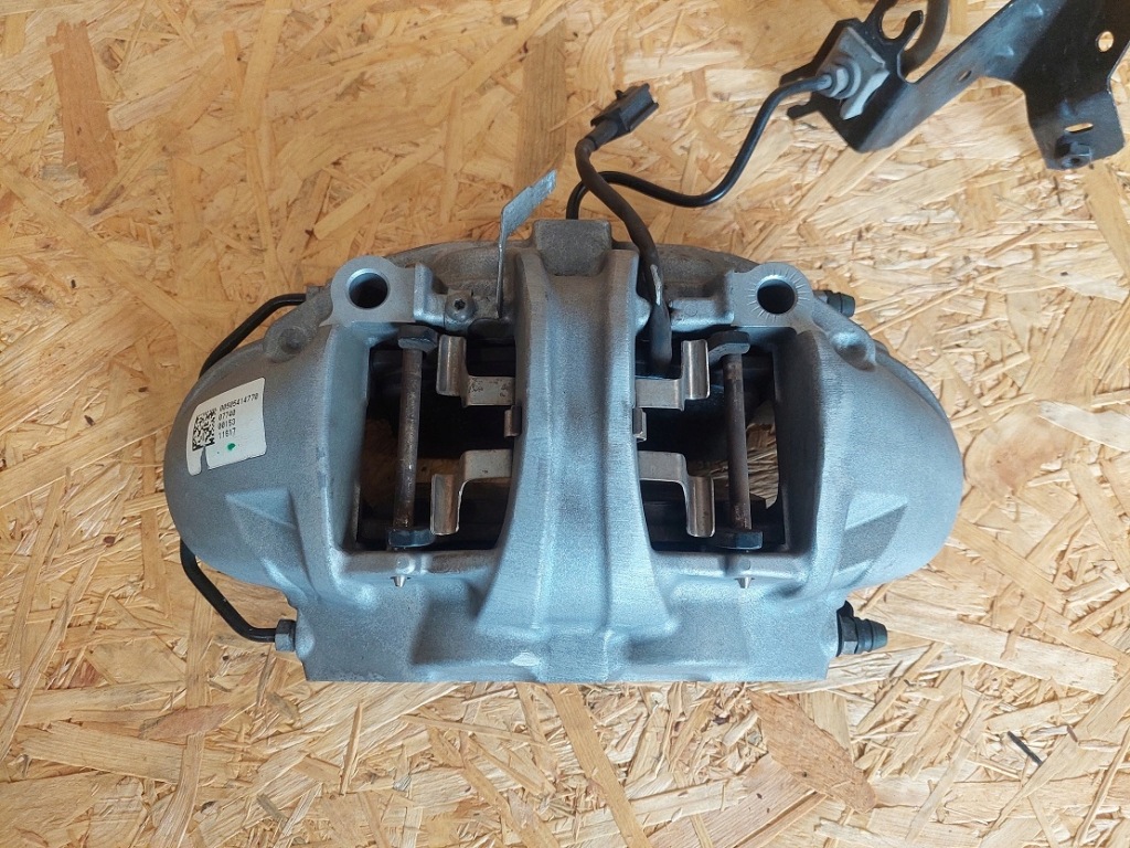 фото №3, Alfa romeo giulia stelvio супорти гальмівні перед