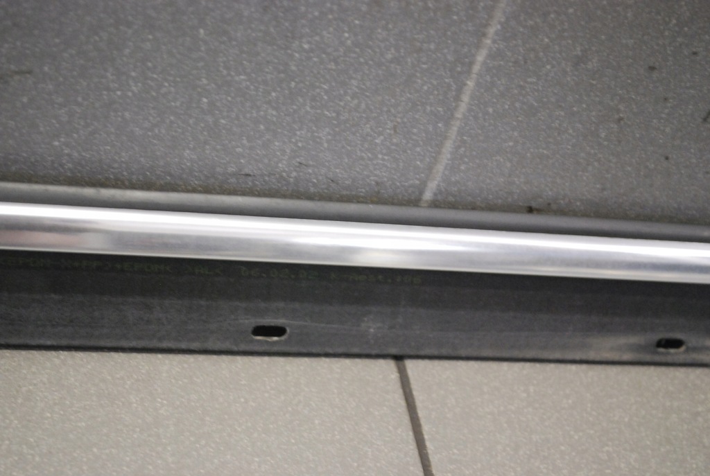 фото №7, Молдинг уплотнитель правый перед a6 c5 4b0853284j