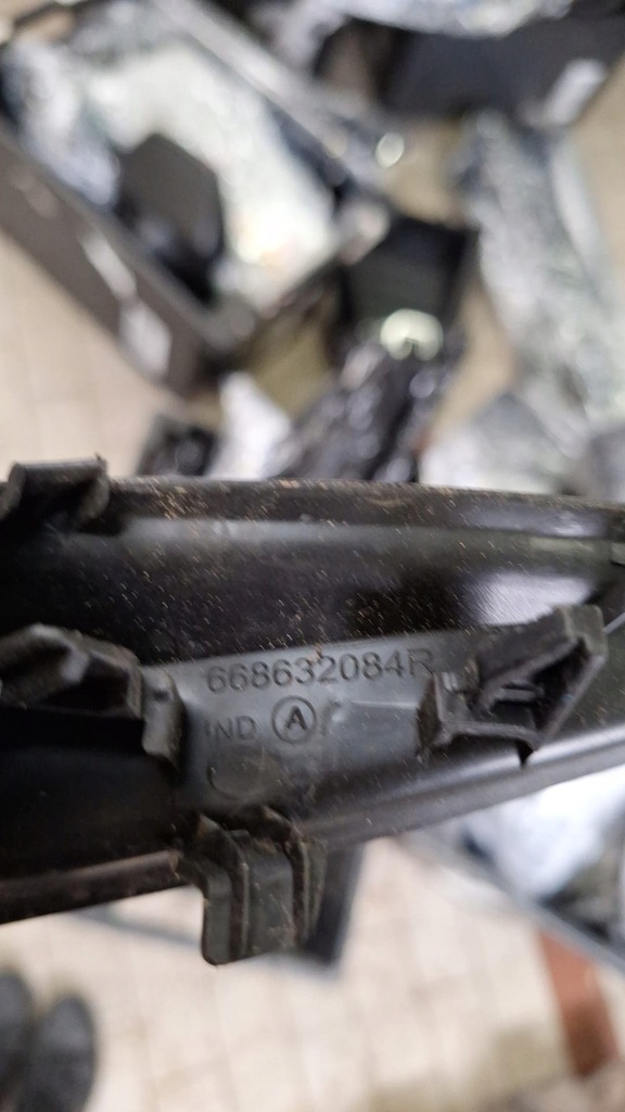 фото №11, Уголок жабо renault captur ii 668632084r 668627223r