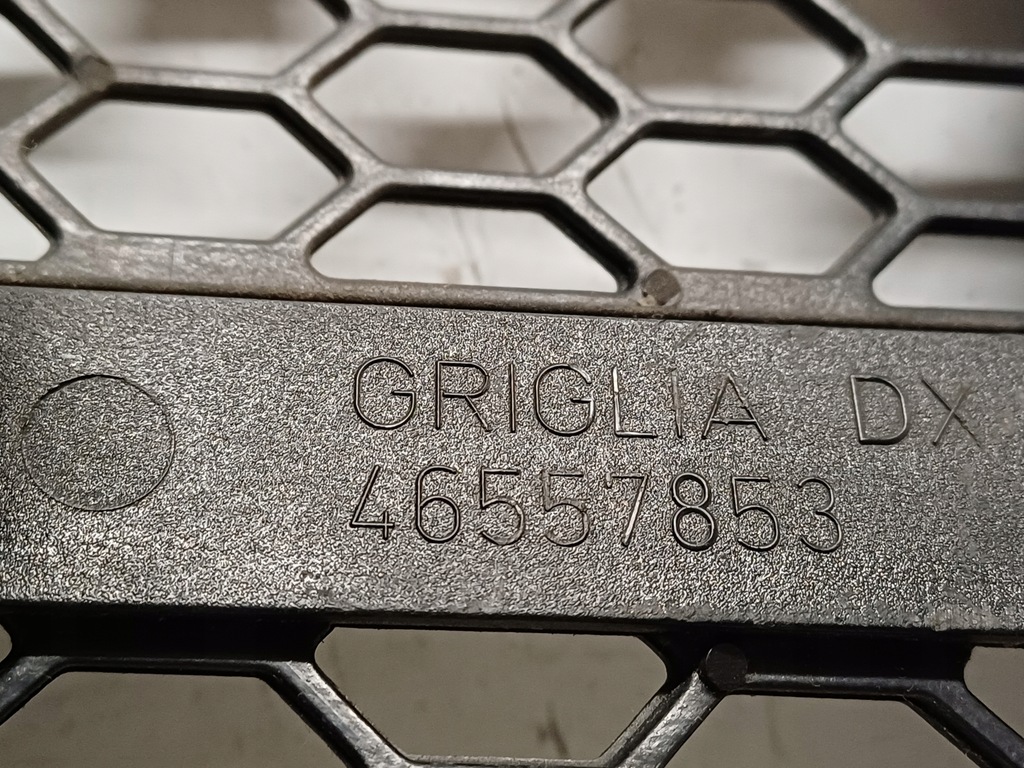 фото №8, Alfa romeo 147 00-04 решітка бампера права передня хром 46557853