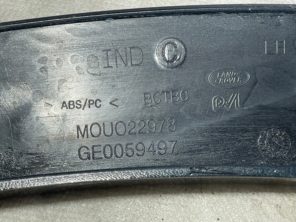 фото №15, Оригінальна молдинг накладка крила land rover defender ii l663 ліва lh задня