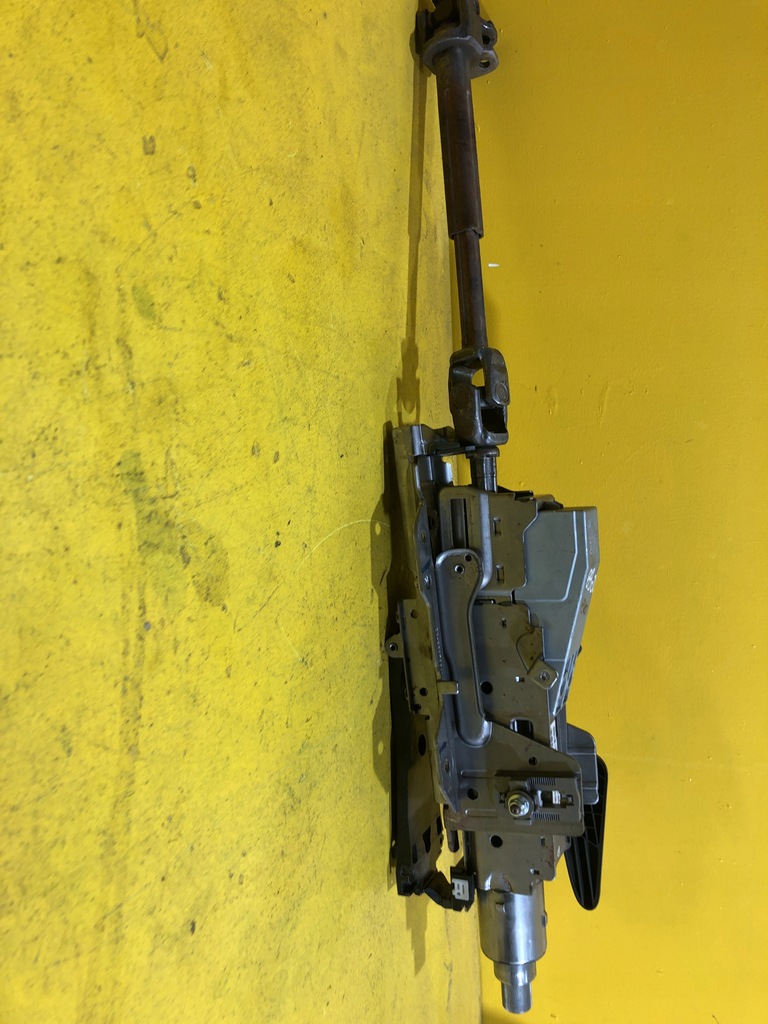 фото №1, Mini clubman r55 колонка рулевая 2757528