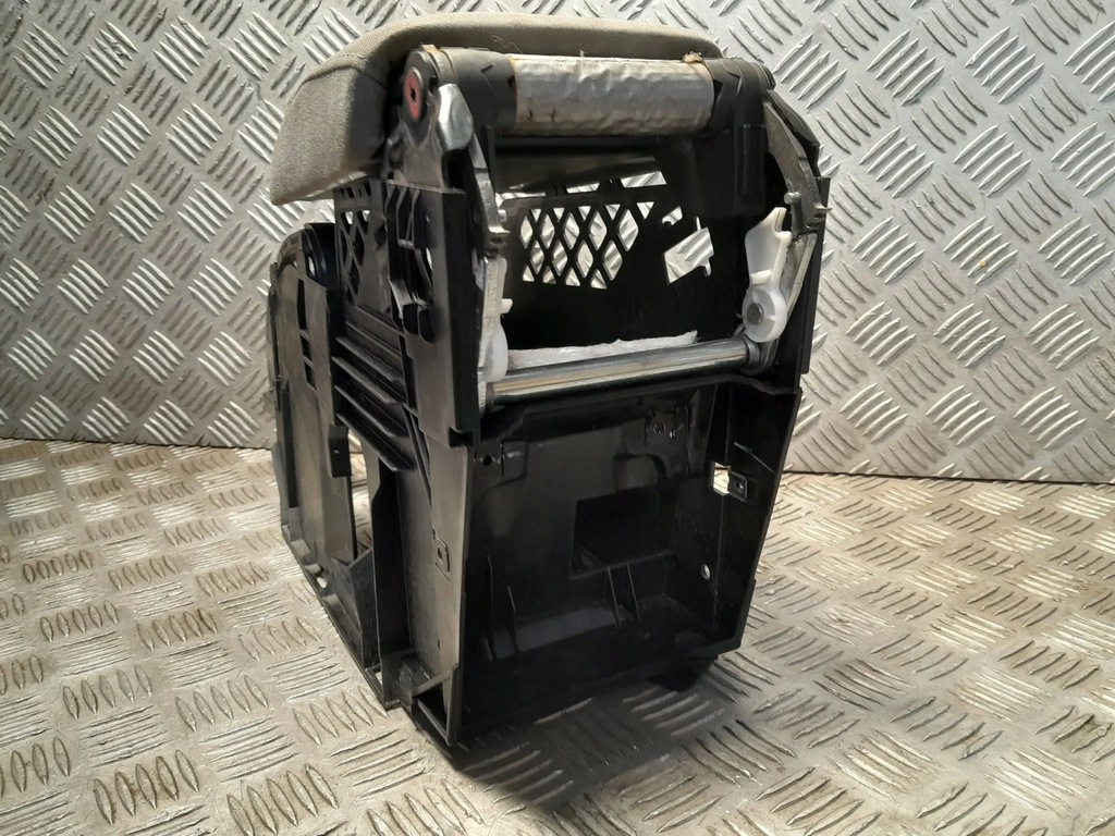 фото №10, Vw golf v подлокотник бардачок 1k5864251b