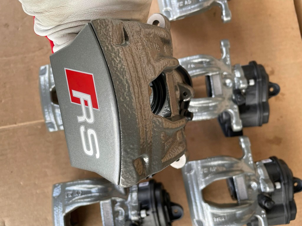 фото №10, Audi rs4 rs5 супорт гальмівний задня 8w0615404j 8w0615403j