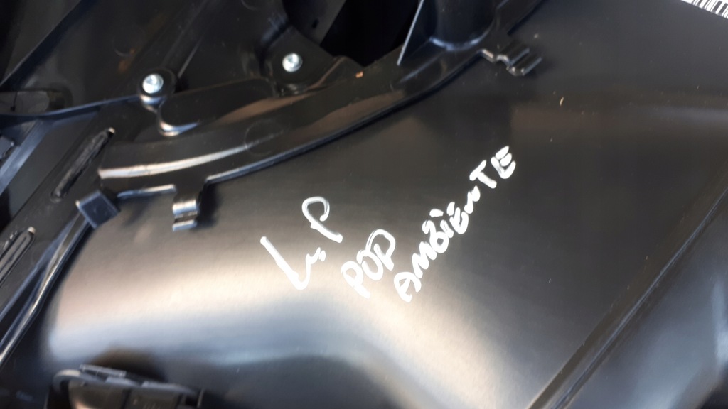 фото №15, Audi оригинальный номер 4g1867021a