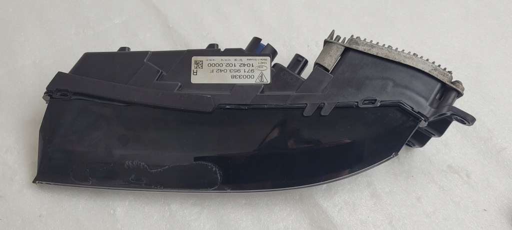 Противотуманная фара правый led фонарь  drl porsche panamera 2 2016- 971953042f Оригинал