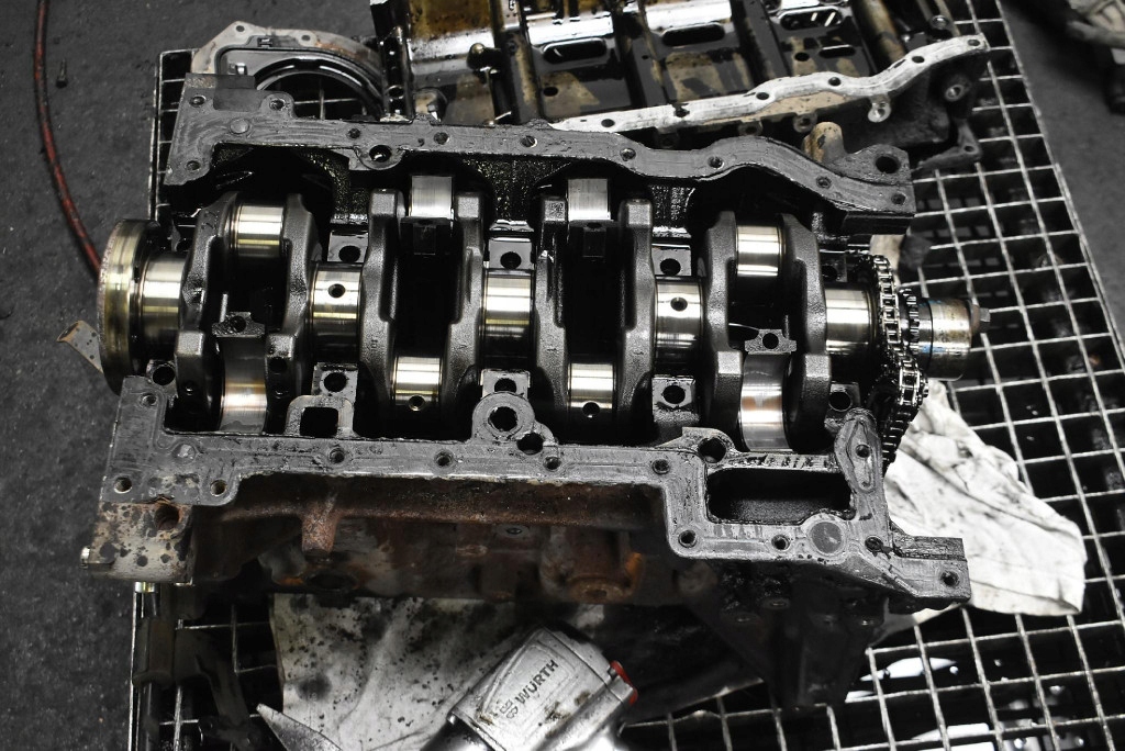 Купить Блок низ  двигатель wał citroen jumper 2 2 2.2 hdi 100 km 99-15