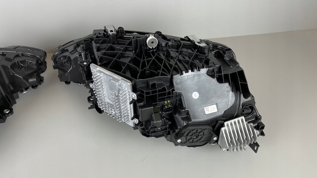 фото №14, Лампы левая правая laser bmw 4 g22 g23 g26 m4 g82 m3 g80 black shadow nowe