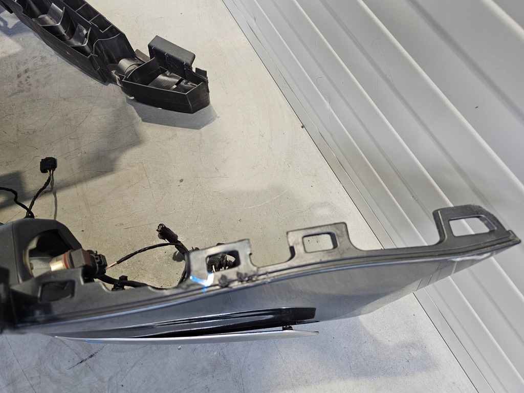 фото №11, Бампер передній перед citroen c5 iii ксенон