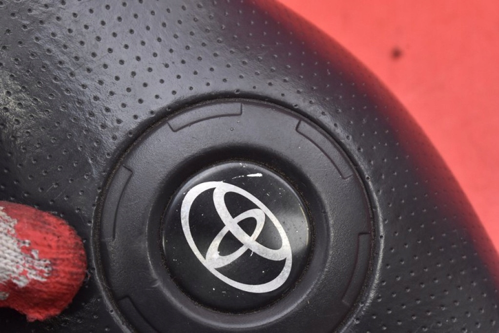 фото №11, Подушка безопасности подушка воздушная водителя 8414902 toyota yaris 1 i 99-03