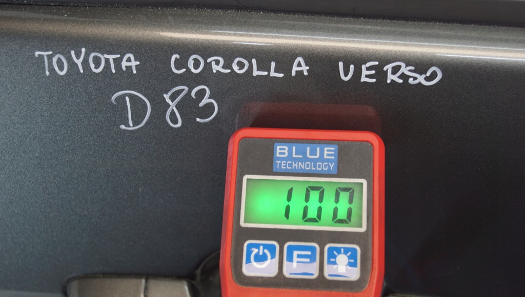 Дверей правий задній toyota corolla verso 2 Недорого