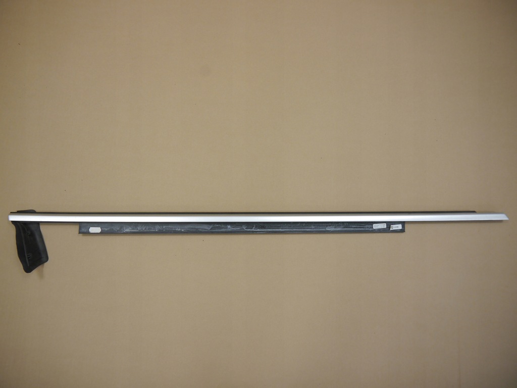 фото №1, Audi rs6 c7 молдинг дверь перед 4g0853284f 1l1