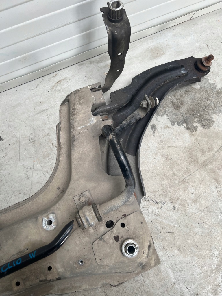 фото №3, Підрамник підрамник renault clio iv