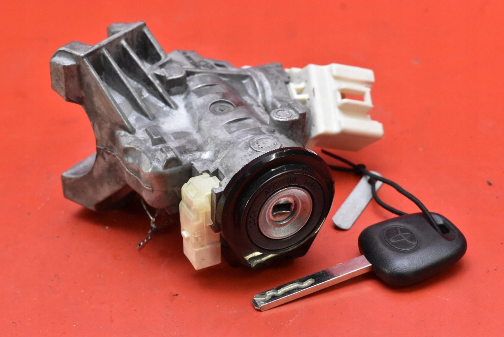 фото №7, Замок запалювання ключ 45020-0d04 toyota yaris 3 iii 1.0 vvt-i 69 km 14-17