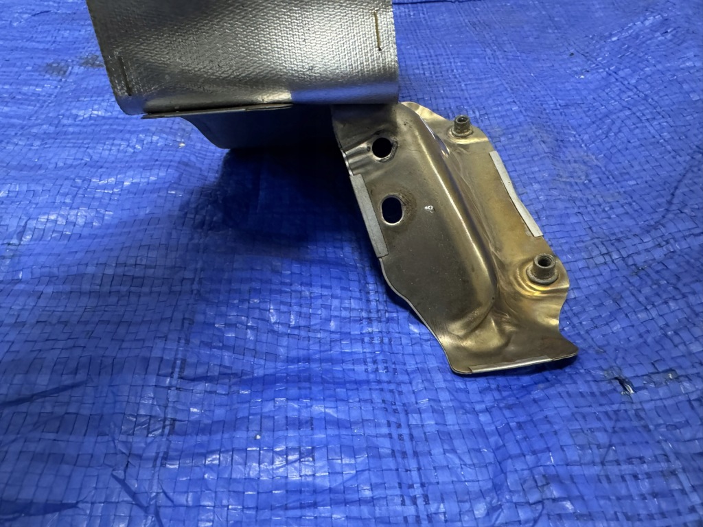 Защита тепловая ds7 рестайлинг  1.6 e-tense 9841851380 с Разборки