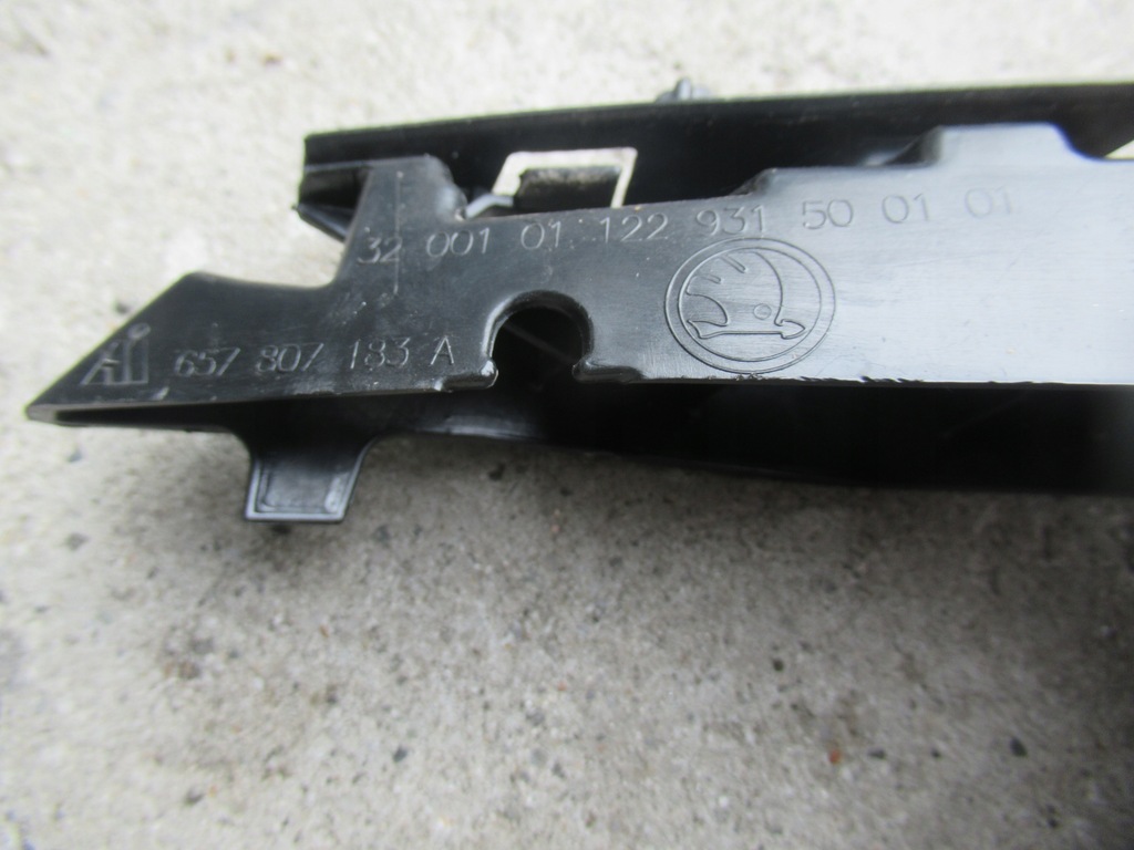 фото №12, Кронштейн кронштейн направляющая бампера передний skoda scala 2019- 657807183 левый