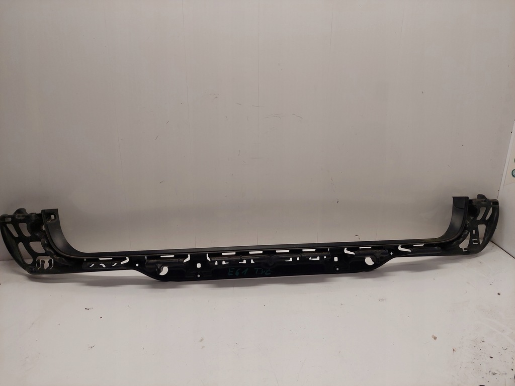 фото №1, Напрямна бампера задня bmw e61 7060797