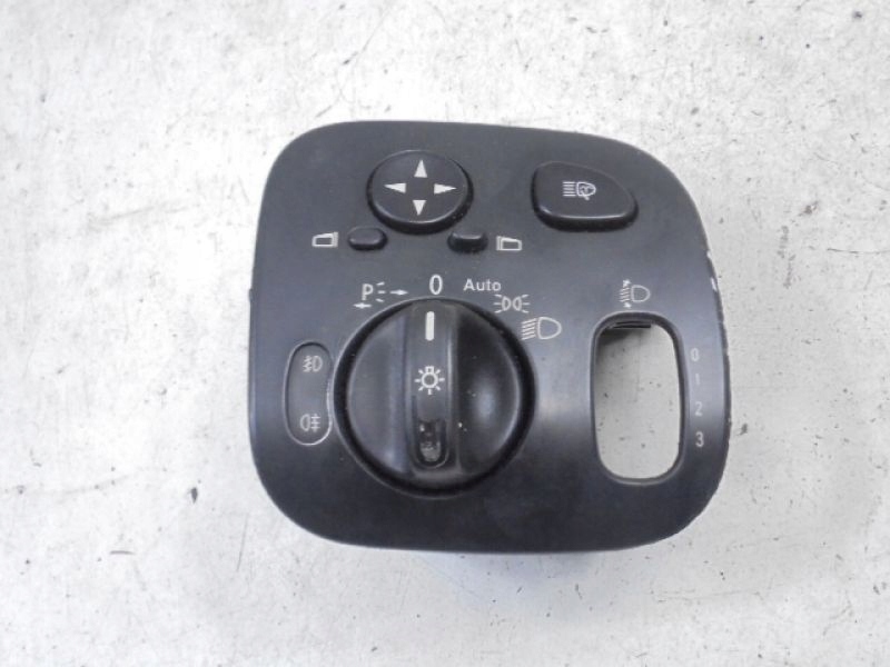 фото №1, Mercedes c w203 вимикач світла дзеркал