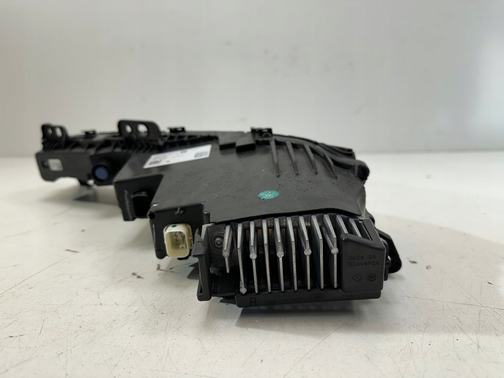 фото №10, Лампа правая перед bmw i7 7 g70 crystal swarovski 9879936-11 cała ładna