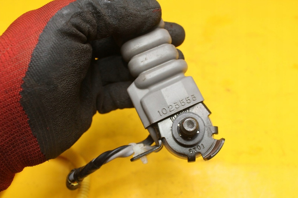 фото №6, Клипса поперечина сиденье левая kia sedona ii carnival ii