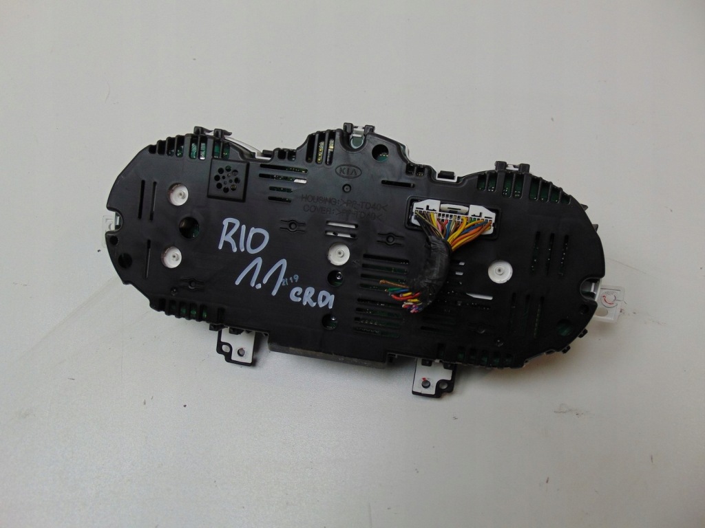 Панель приладова панель kia rio 3 1.1 crdi 94036-1w040 європа Ціна