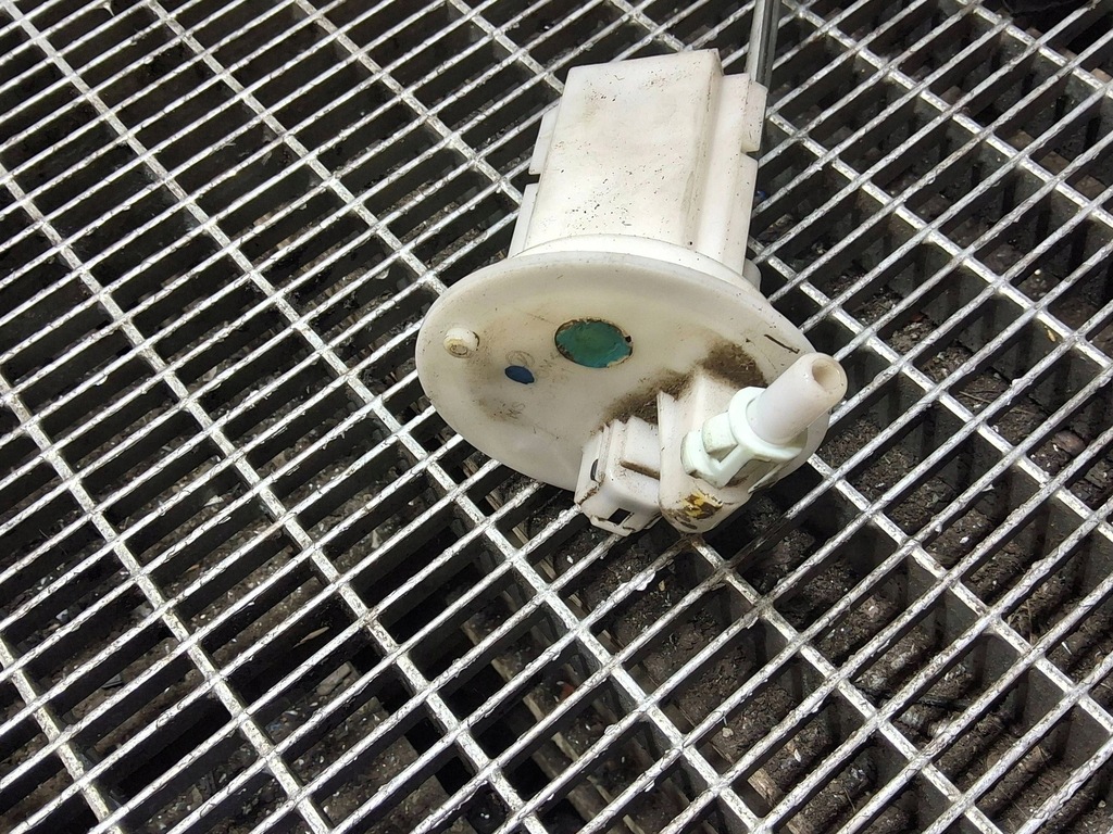 фото №7, Насос пального subaru xv