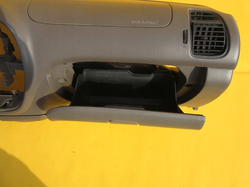 фото №7, Toyota sequoia 2001 панель приладів приладова панель приладів kpl