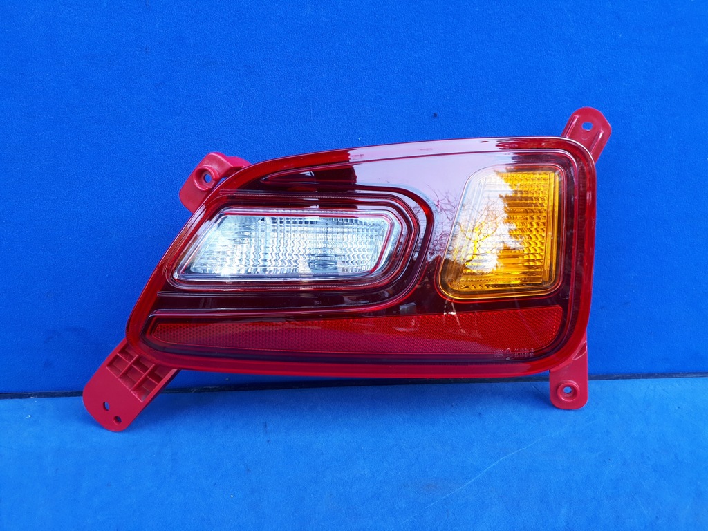 фото №1, Hyundai kona 2017 2018- 17- лампа задняя правая задняя