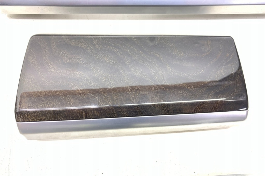 фото №16, Комплект молдинг внутрішніх bmw 7 f01, f02 9232145 4.4l бензиновий 330kw