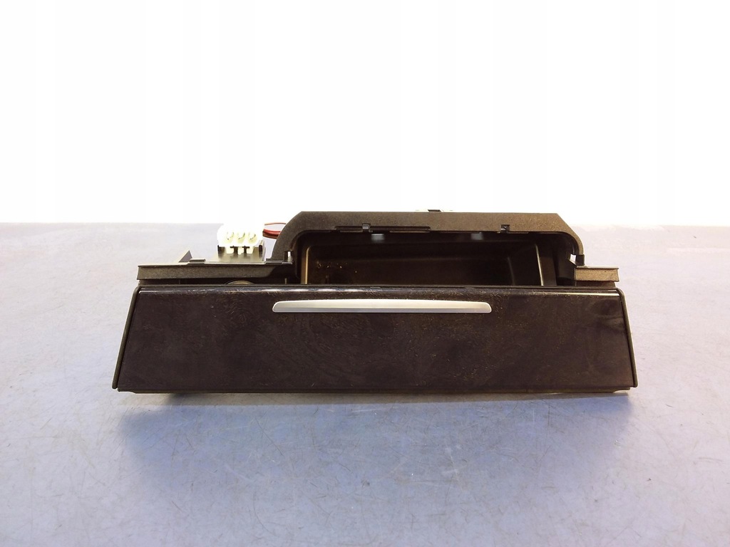 фото №1, Bmw 7 f01 f02 пепельница прикуриватель 9119317