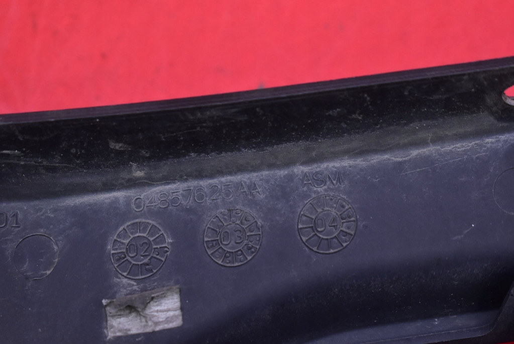 фото №12, Решётка радиатора решётка радиатора серая 04857626aa chrysler pacifica 1 i 03-08