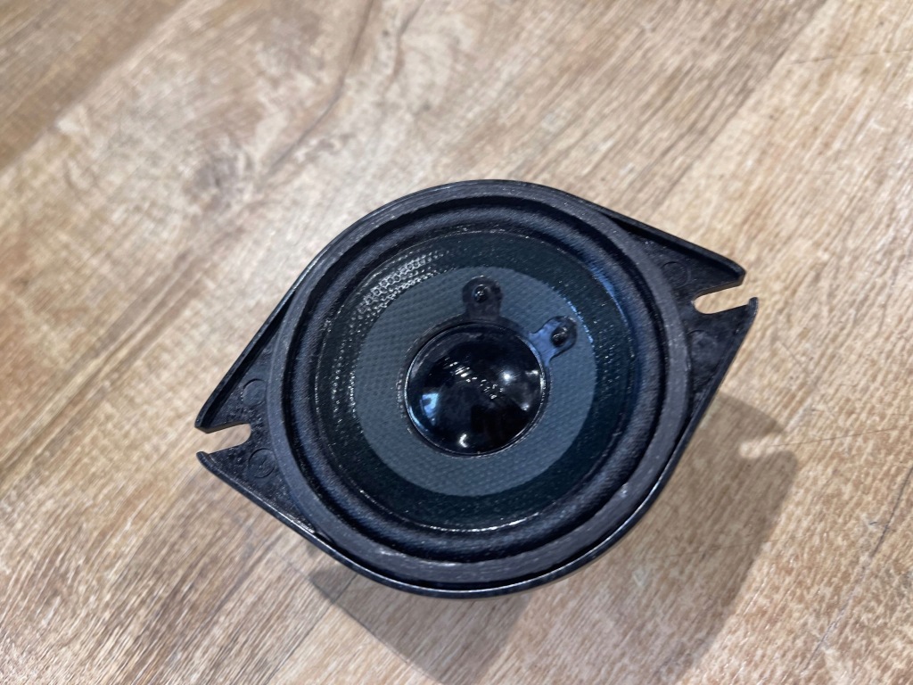 Купити Динамік панелі приладової панелі porsche cayenne 9pa 7l5035399 4.5l бензиновий